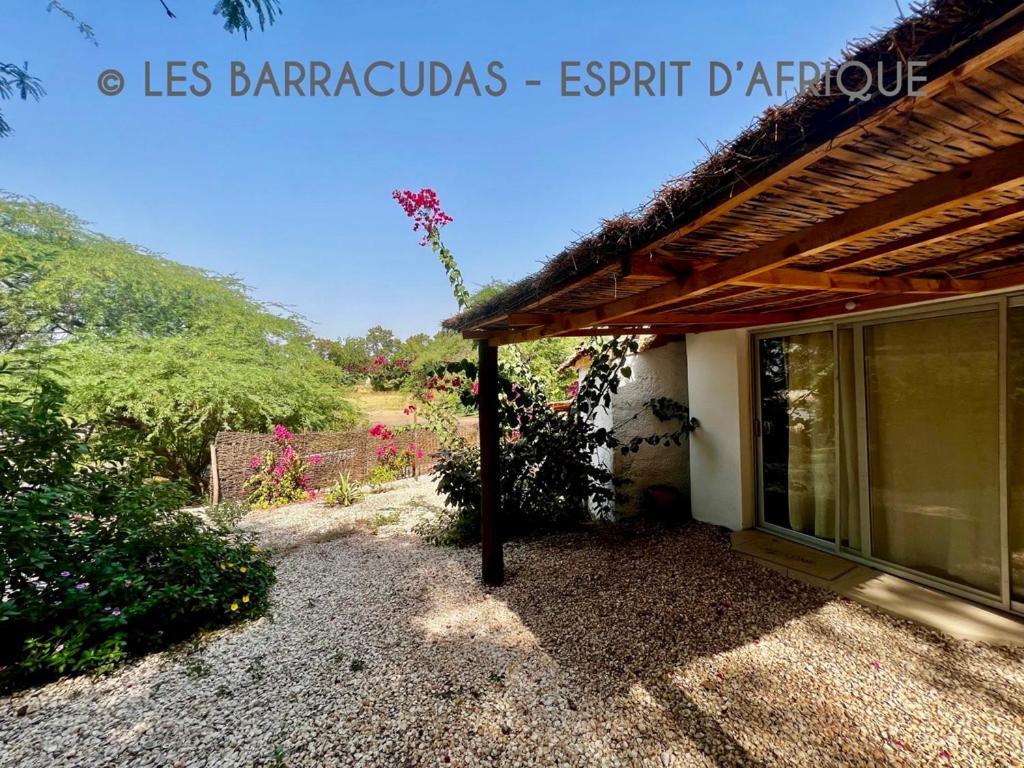 Les Barracudas Sokone Extérieur photo